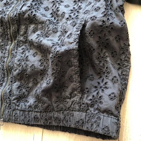 American Eagle Outfitters Eyelet Zip Up Bomber Jacket in Faded Black Size S - Picture 7 of 12